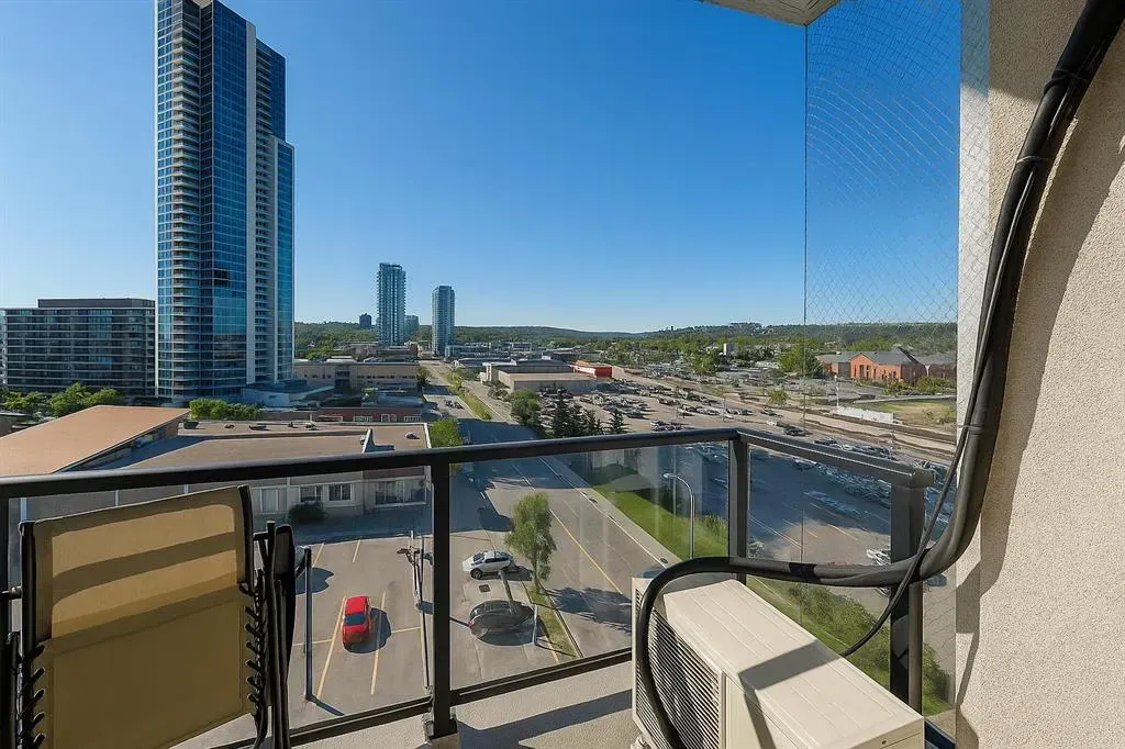 1053 10 Street SW, #1001