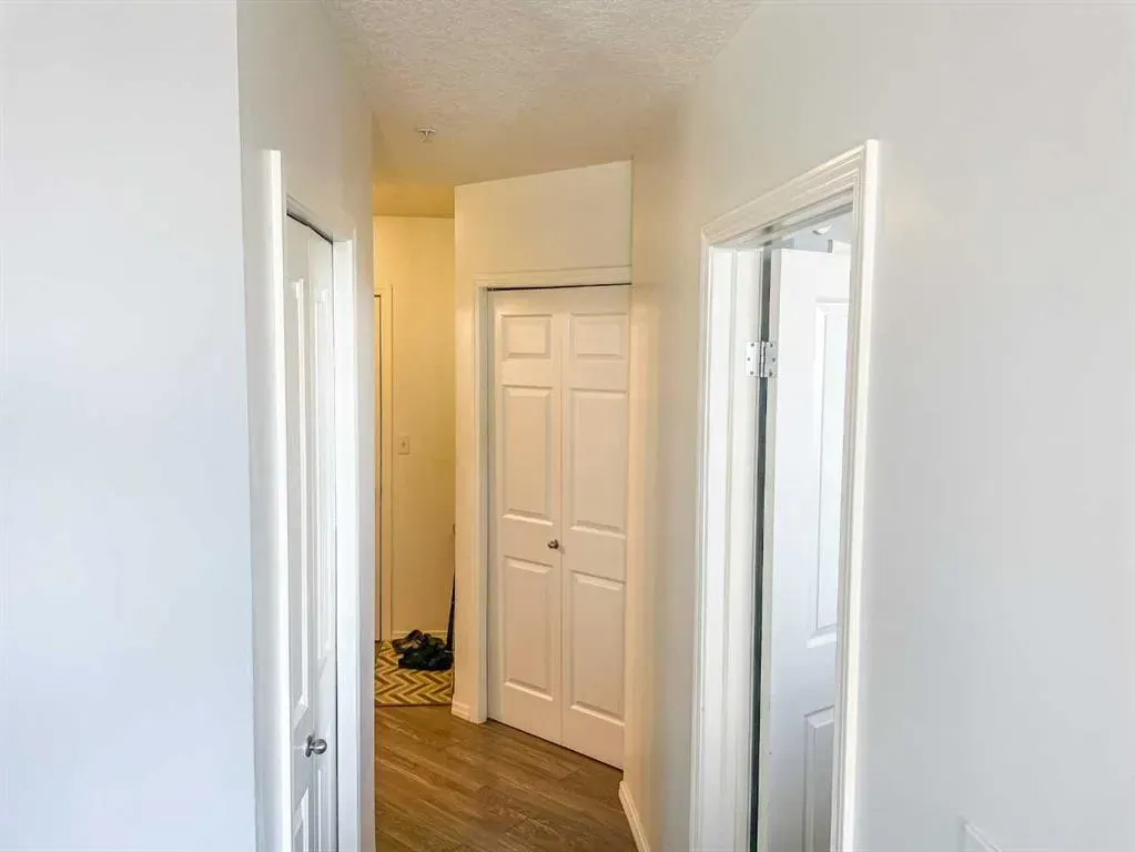 1053 10 Street SW, #1001