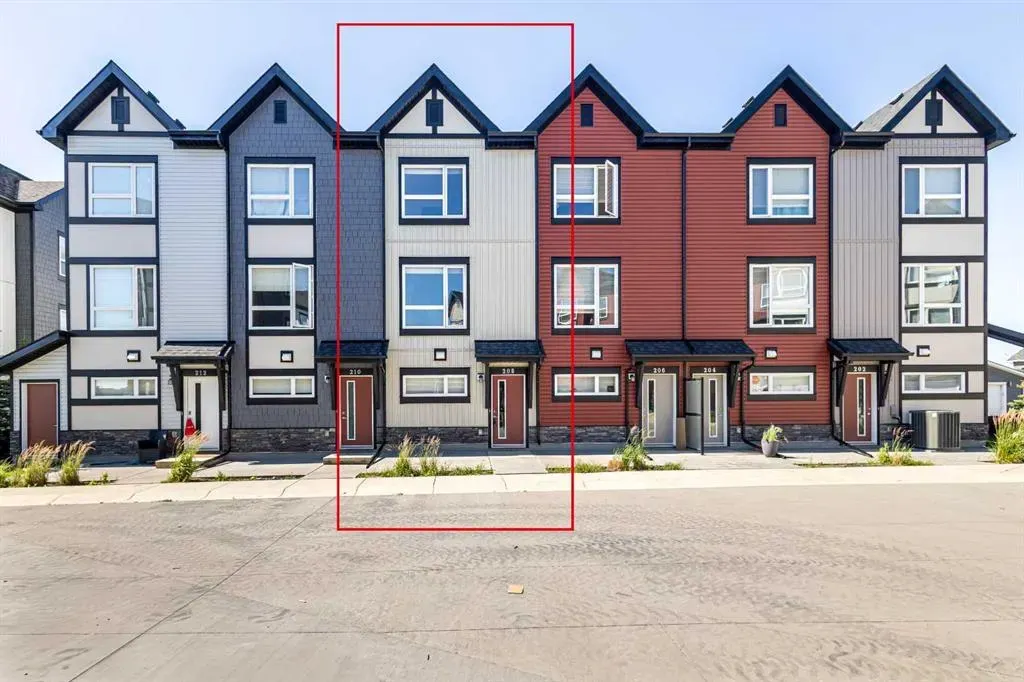11 Evanscrest Mews NW, #208
