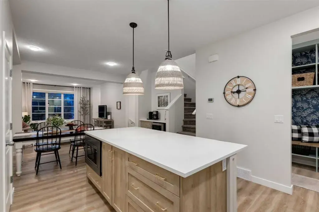 34 LAWRENCE Green SE