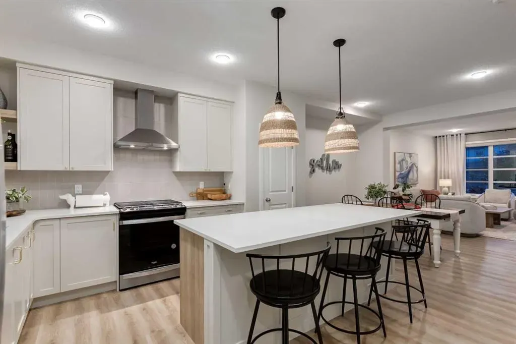 34 LAWRENCE Green SE