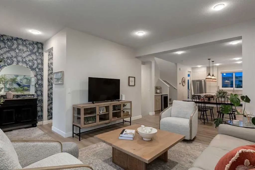34 LAWRENCE Green SE