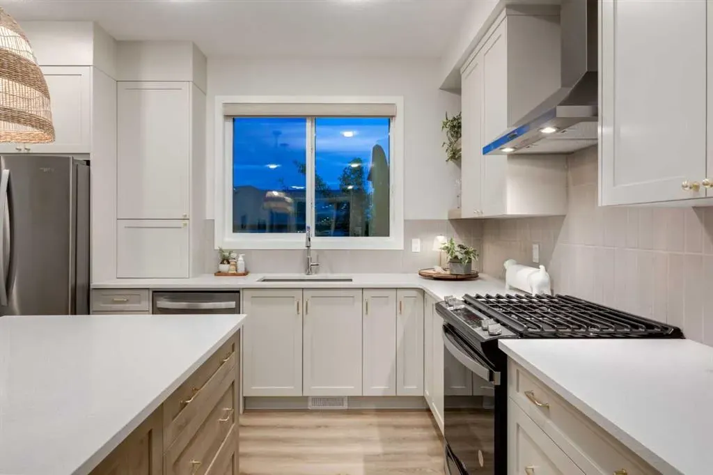34 LAWRENCE Green SE