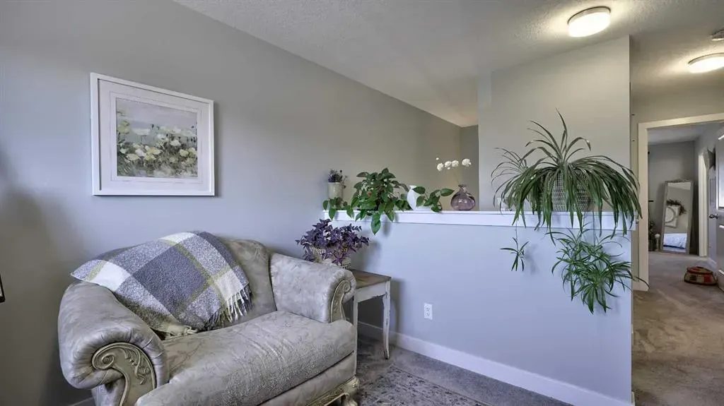 135 Reunion Loop NW