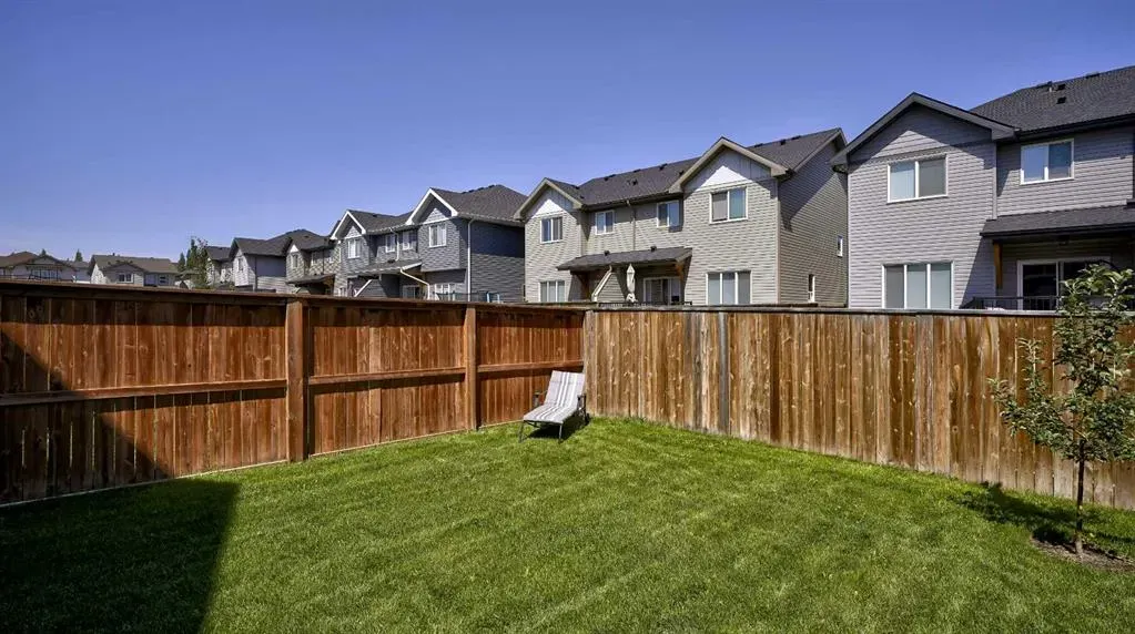 135 Reunion Loop NW