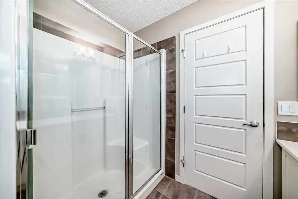 621 Nolanlake Villas NW