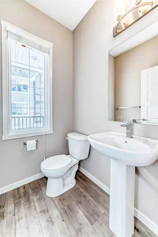 621 Nolanlake Villas NW