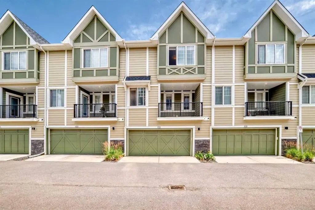 621 Nolanlake Villas NW