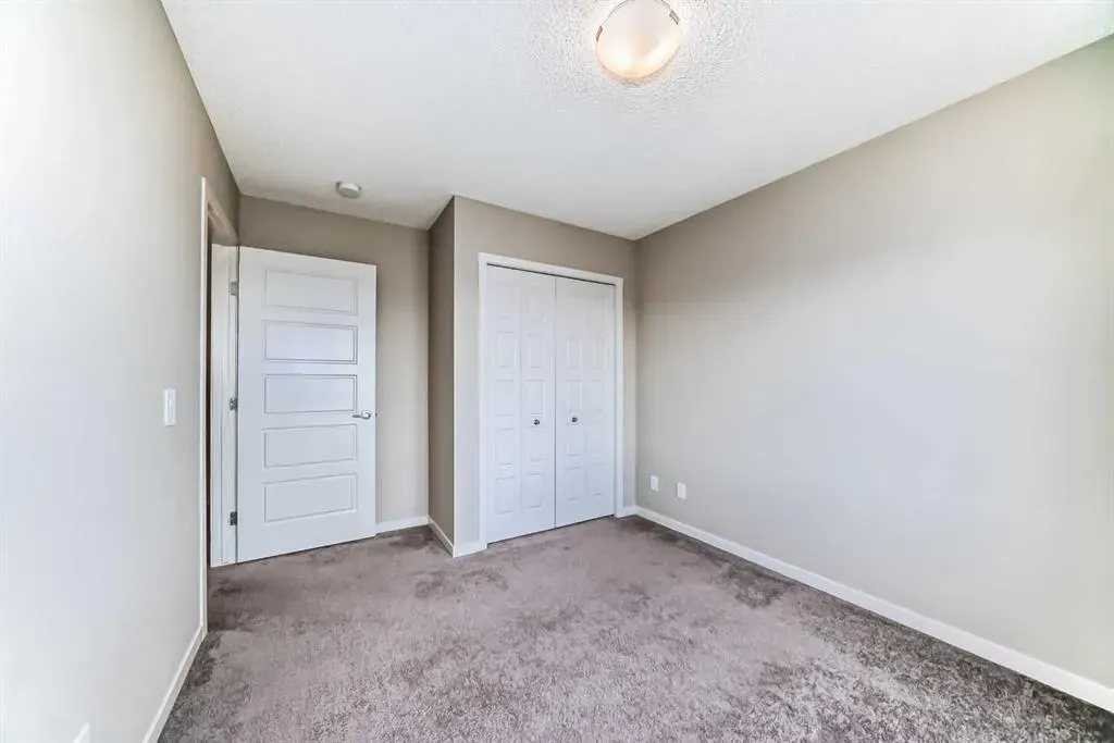 621 Nolanlake Villas NW