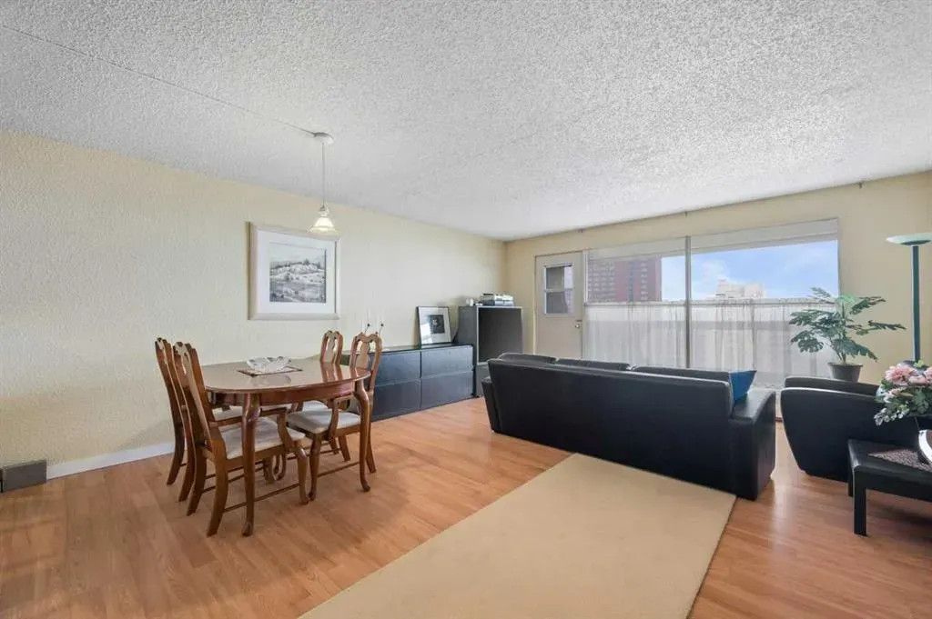 221 6 Avenue SE, #1602