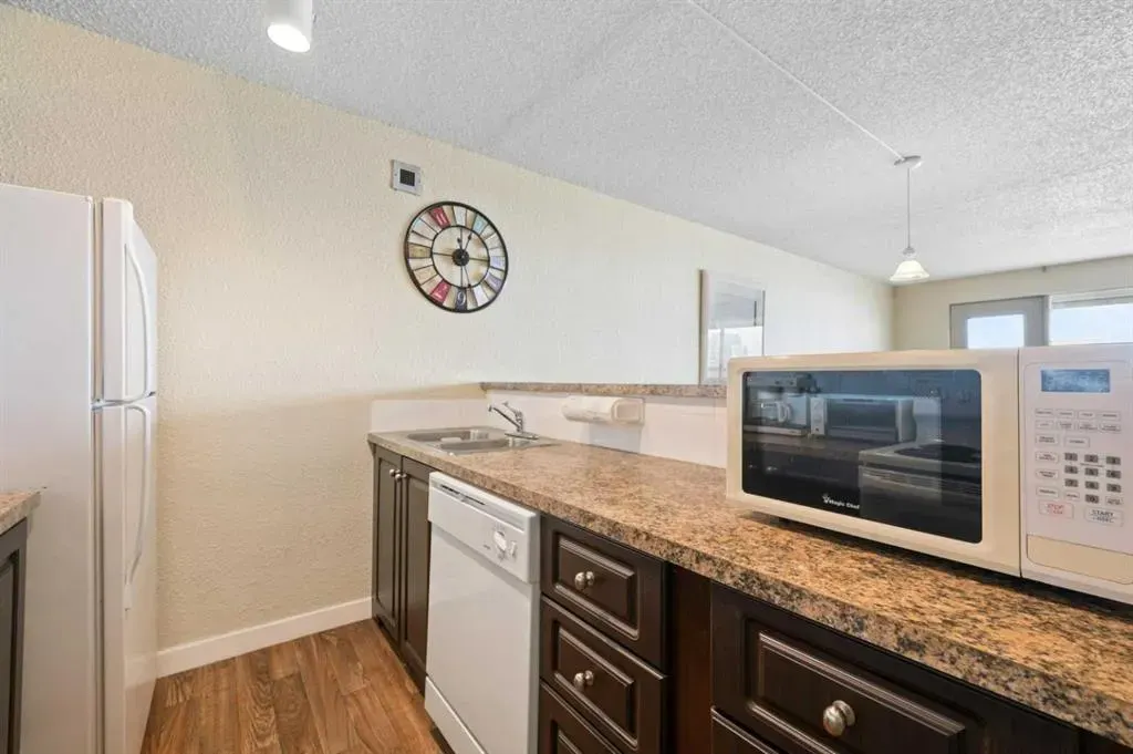 221 6 Avenue SE, #1602