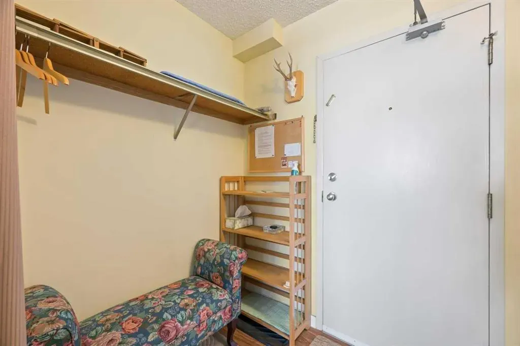 221 6 Avenue SE, #1602