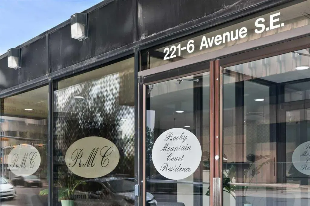 221 6 Avenue SE, #1602