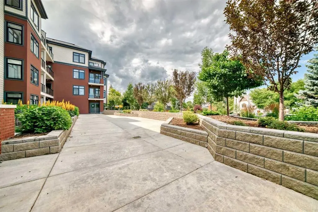 1702 17 Avenue SW, #115