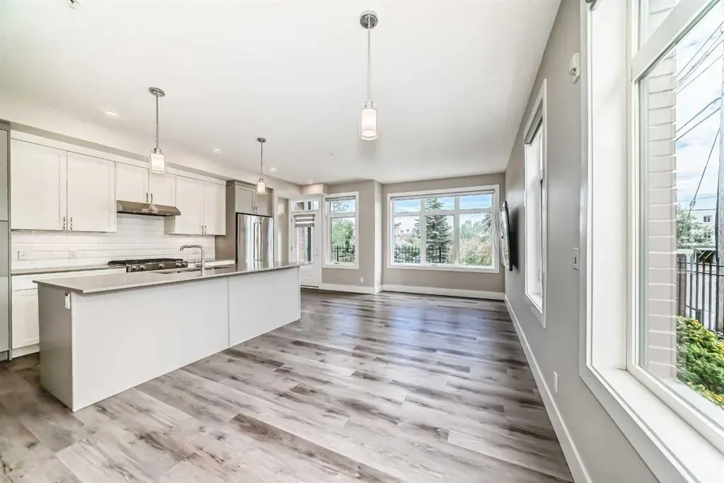 1702 17 Avenue SW, #115