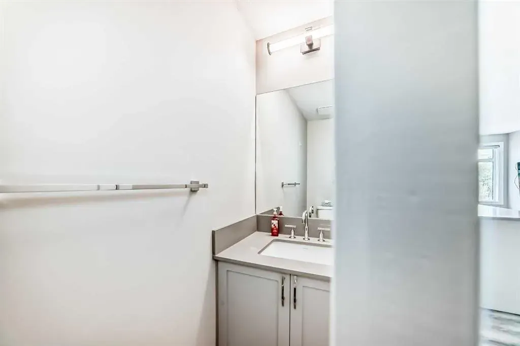 1702 17 Avenue SW, #115