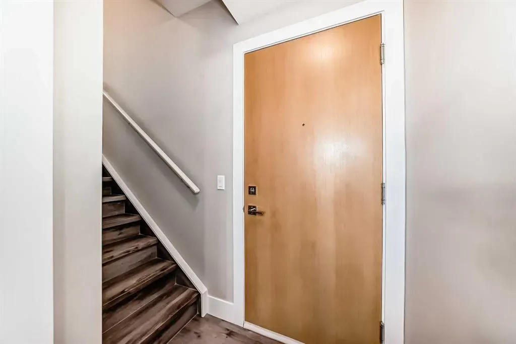 1702 17 Avenue SW, #115