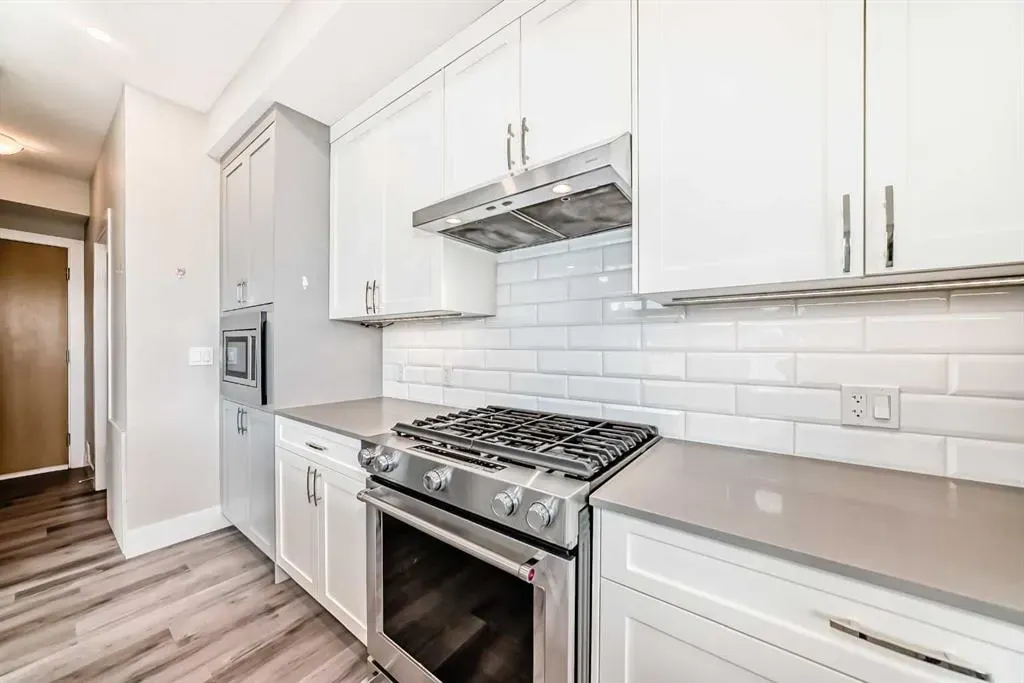 1702 17 Avenue SW, #115