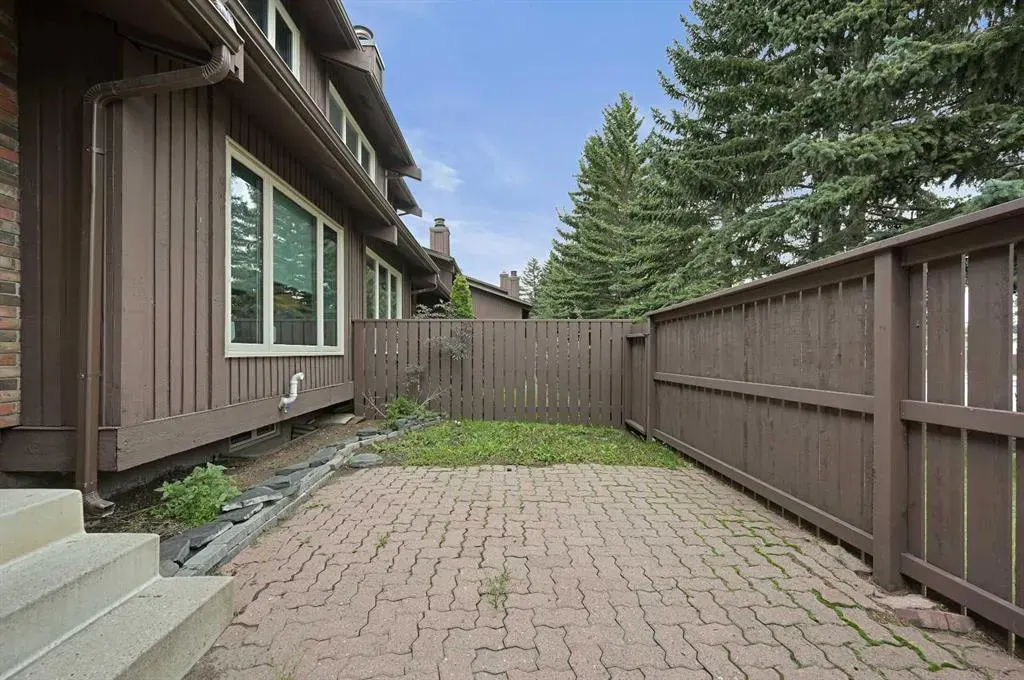 2323 Oakmoor Drive SW, #27