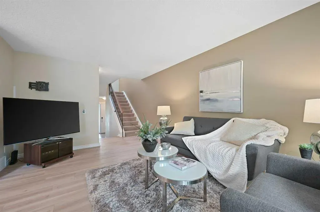 2323 Oakmoor Drive SW, #27