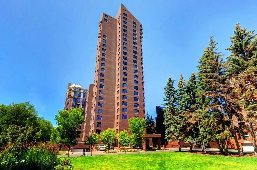 500 Eau Claire Avenue SW, #1102D