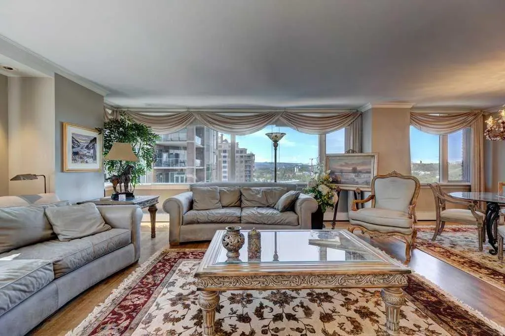 500 Eau Claire Avenue SW, #1102D