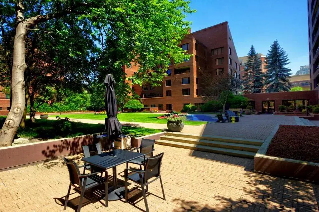 500 Eau Claire Avenue SW, #1102D