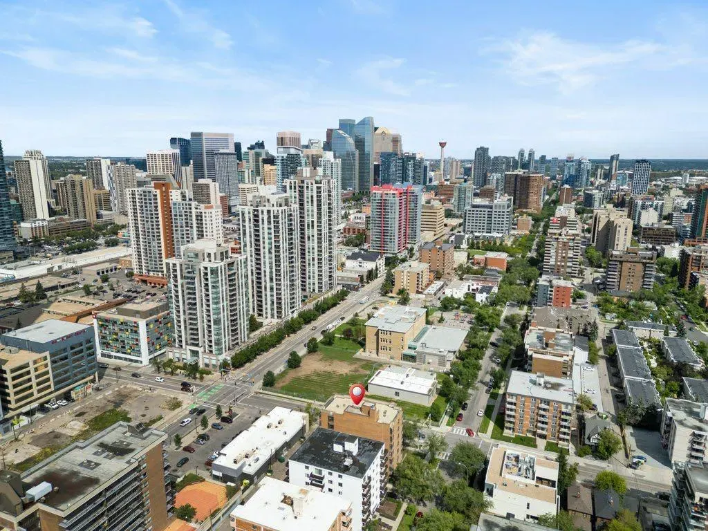 1202 13 Avenue SW, #402