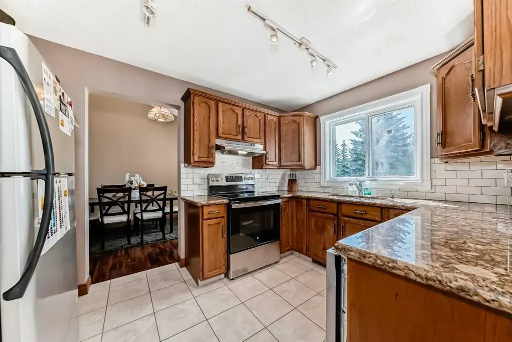165 Shawinigan Drive SW