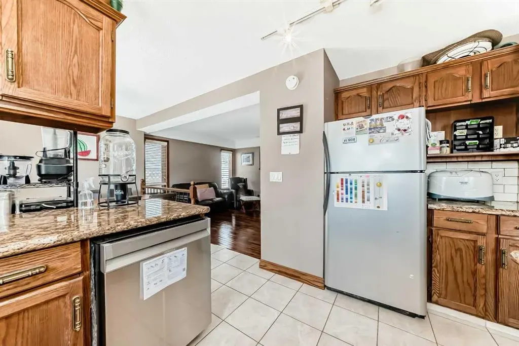 165 Shawinigan Drive SW