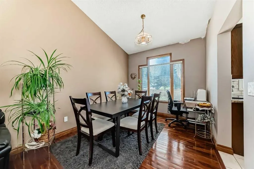 165 Shawinigan Drive SW