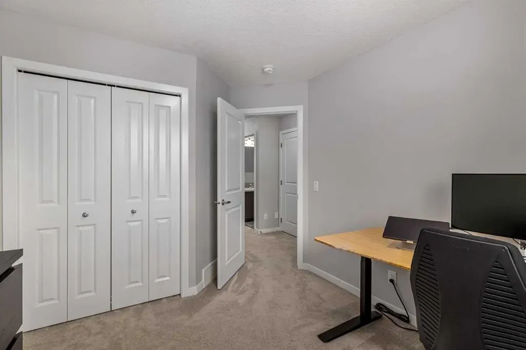 51 Masters Manor SE