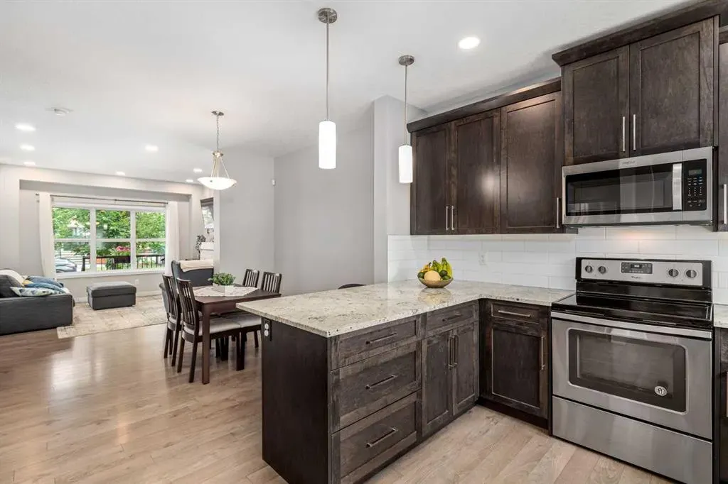 51 Masters Manor SE