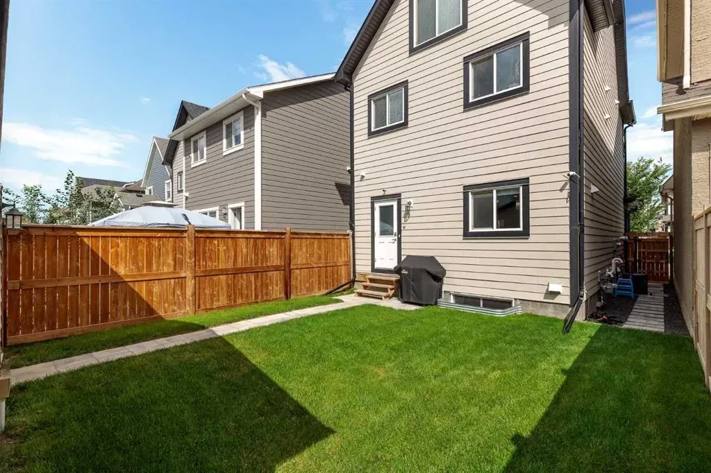 51 Masters Manor SE