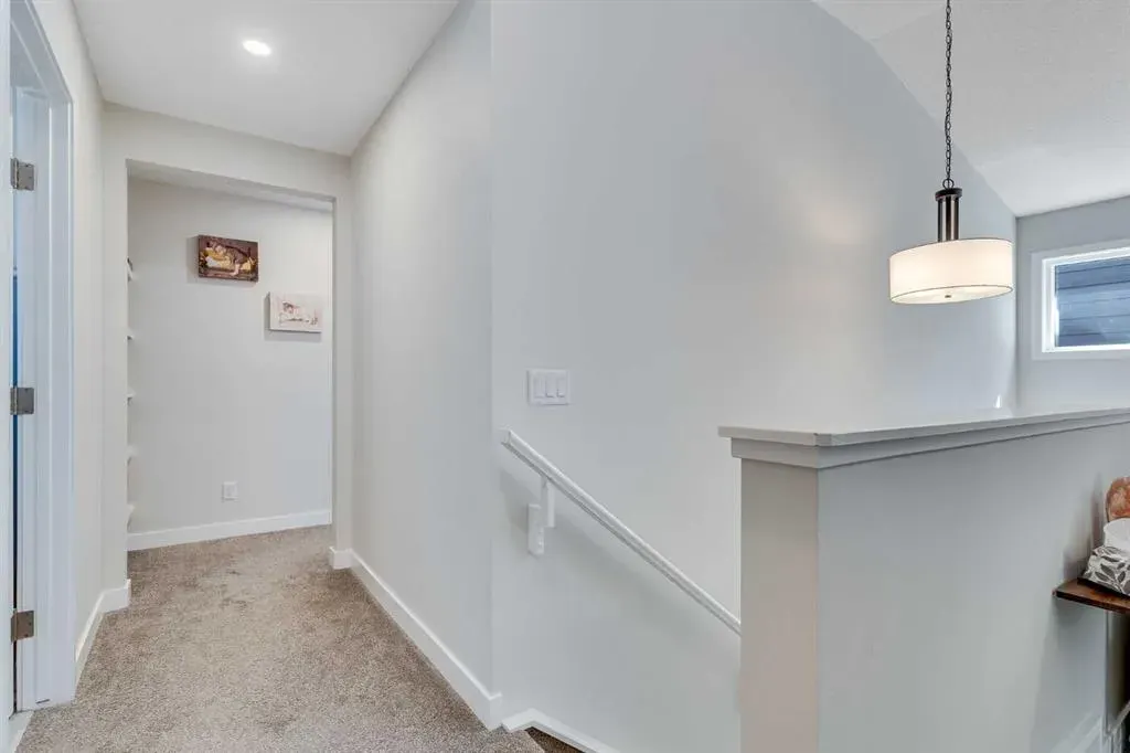 99 Legacy Glen Terrace SE