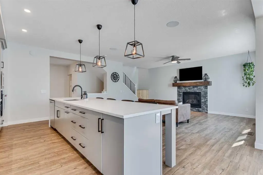 99 Legacy Glen Terrace SE