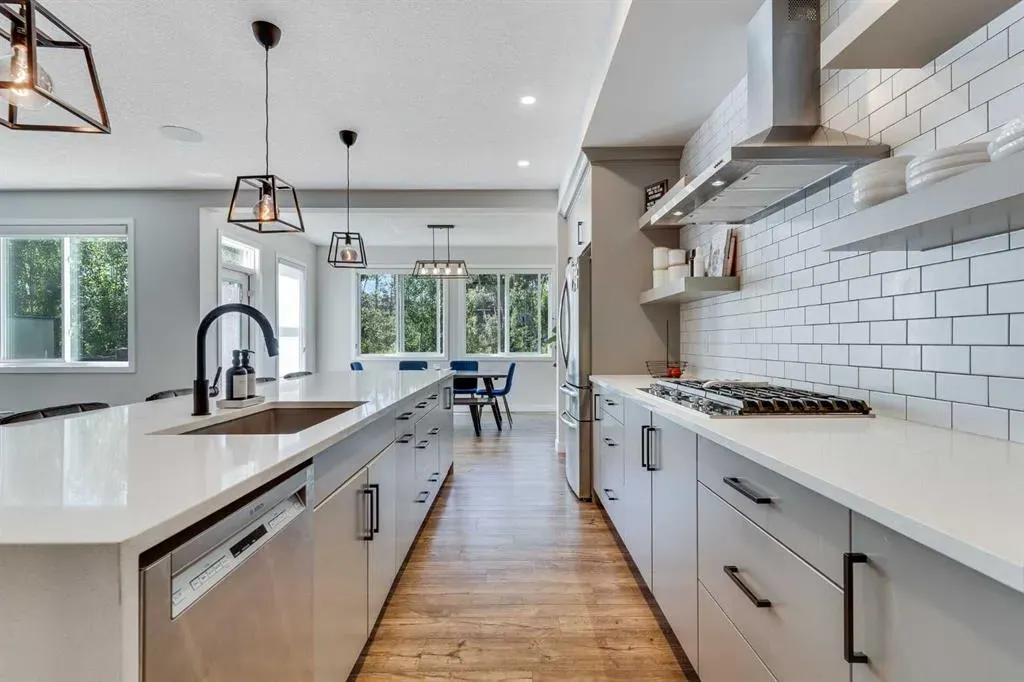 99 Legacy Glen Terrace SE