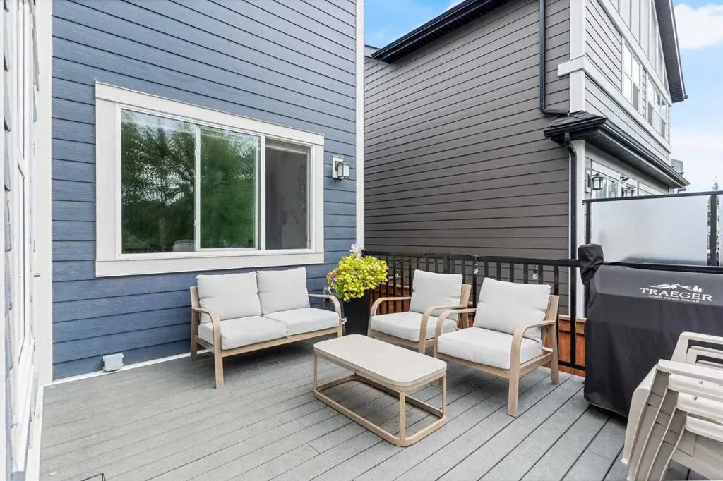 99 Legacy Glen Terrace SE
