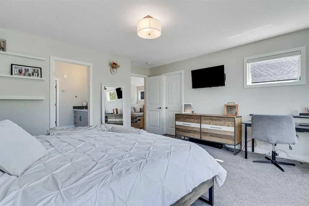 99 Legacy Glen Terrace SE