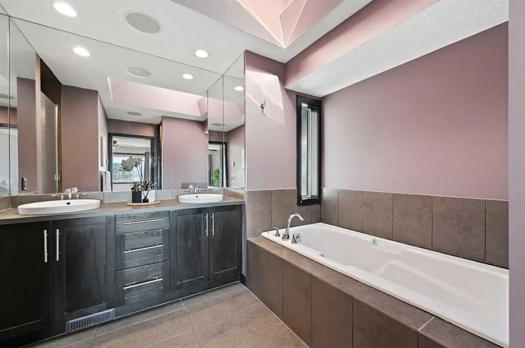 118 Tuscany Summit Heath NW