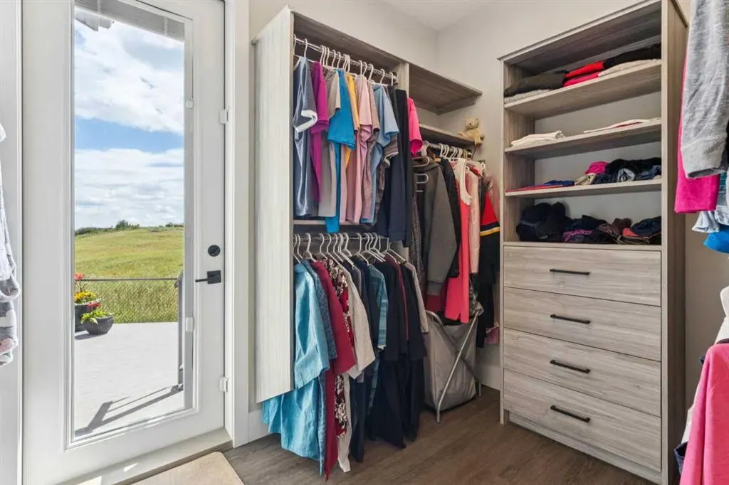 64 Walcrest View SE