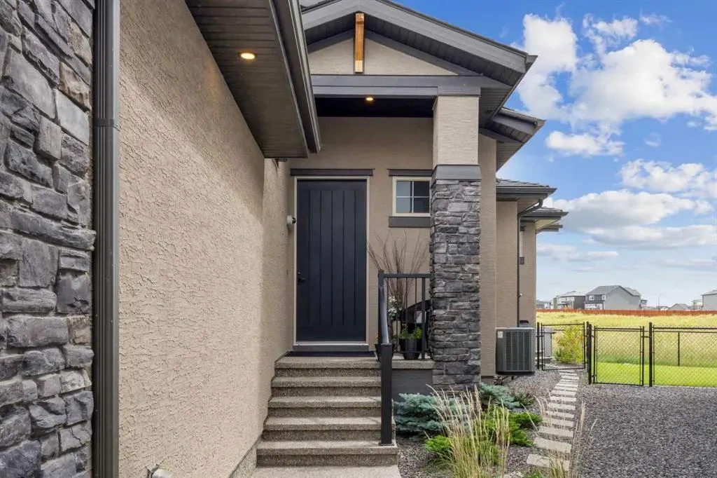 64 Walcrest View SE