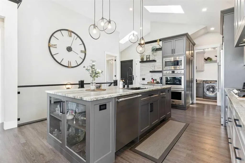 64 Walcrest View SE
