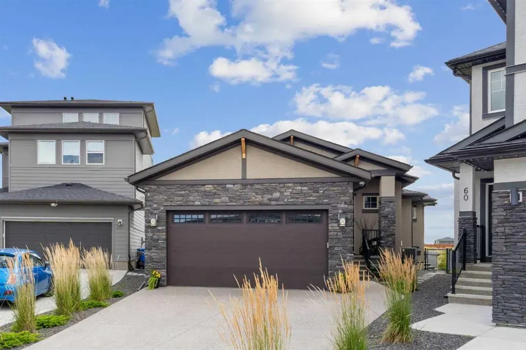 64 Walcrest View SE