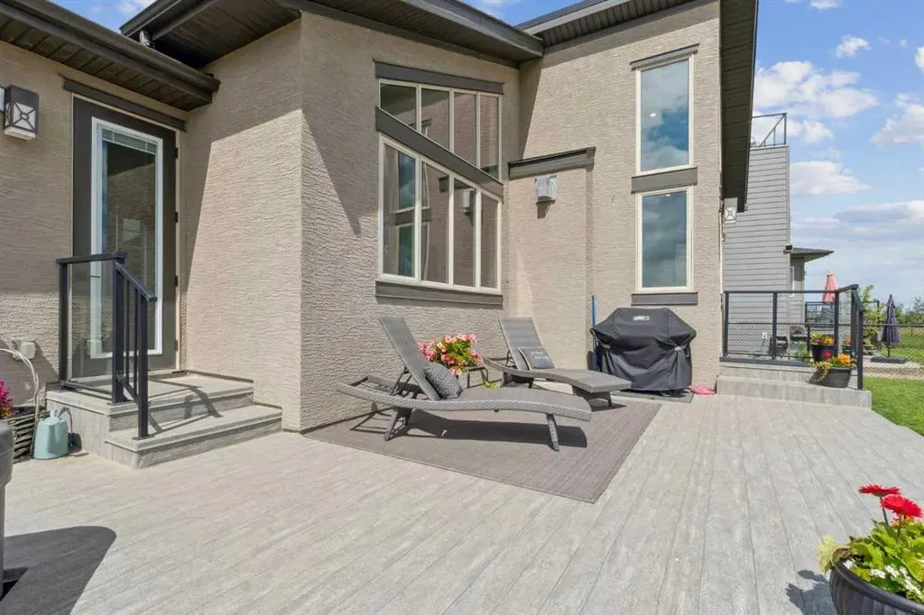 64 Walcrest View SE