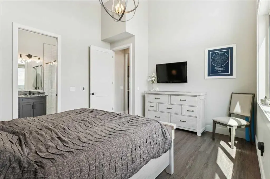 64 Walcrest View SE
