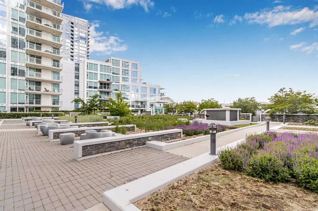 519 Riverfront Avenue SE, #303