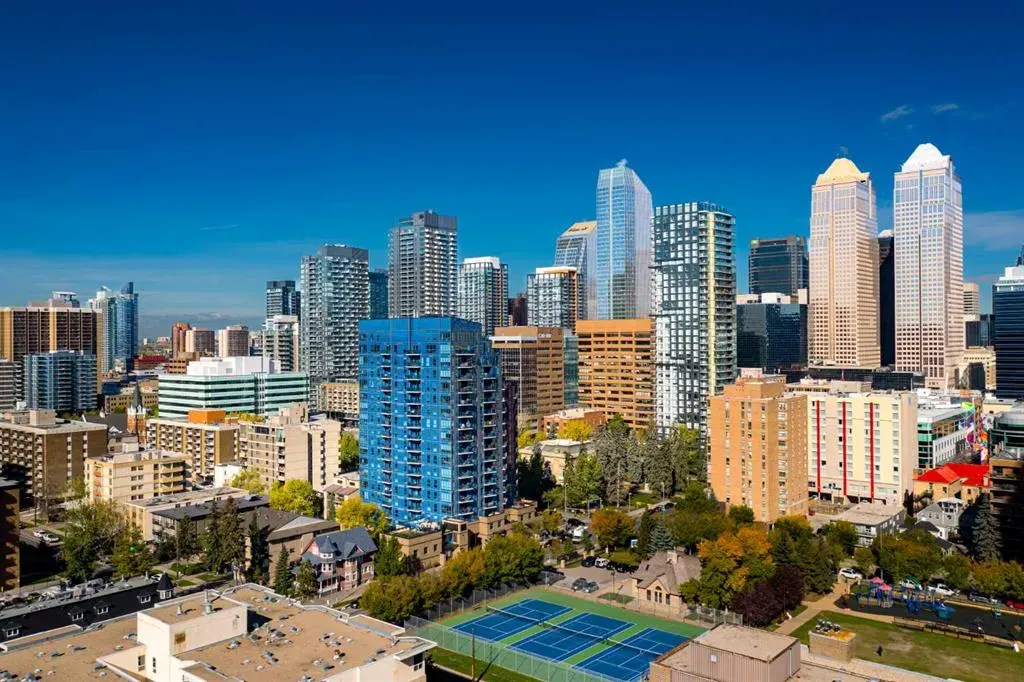 303 13 Avenue SW, #407