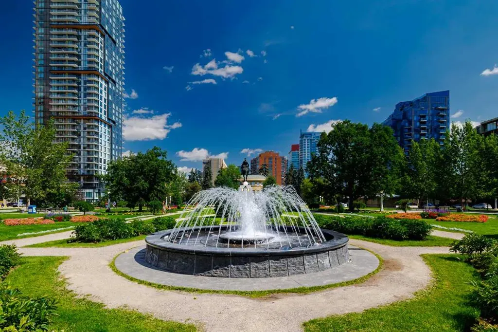 303 13 Avenue SW, #407