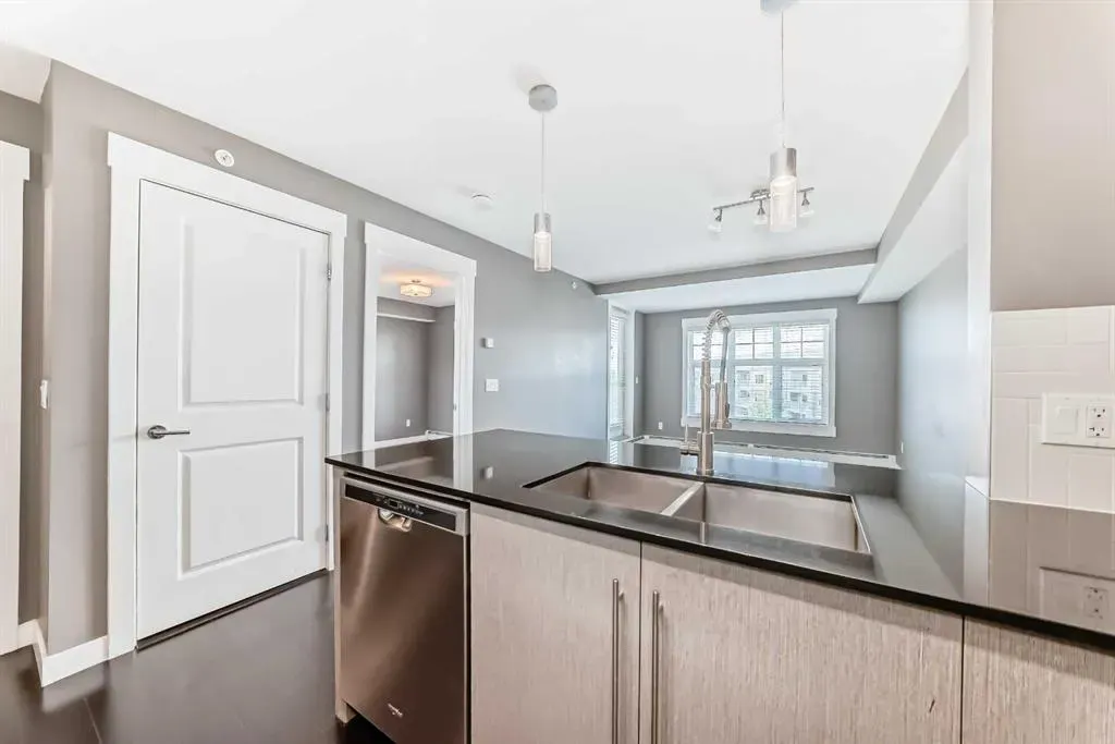 11 Mahogany Row SE, #2416